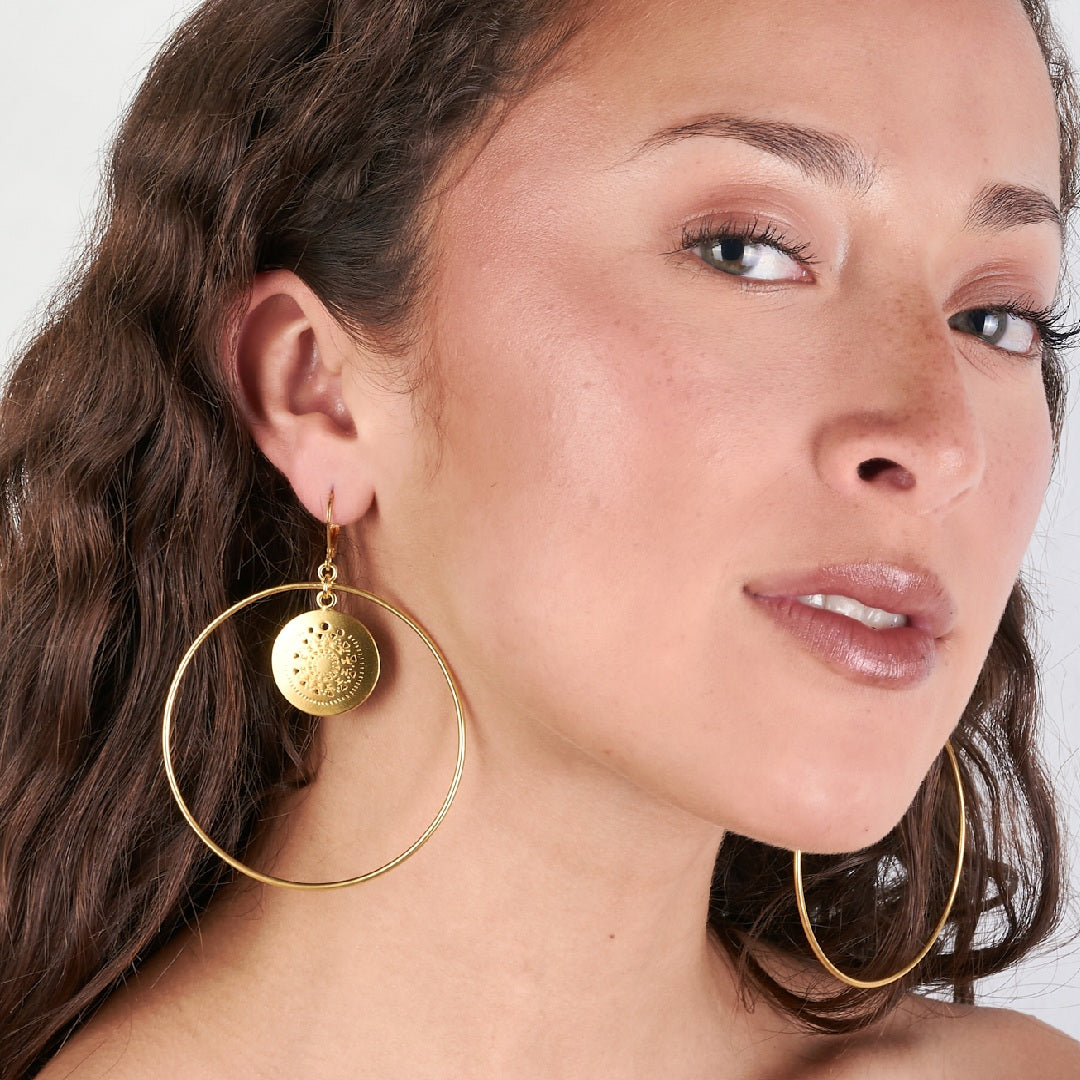 Aretes Candongas y Pectoral Muisca