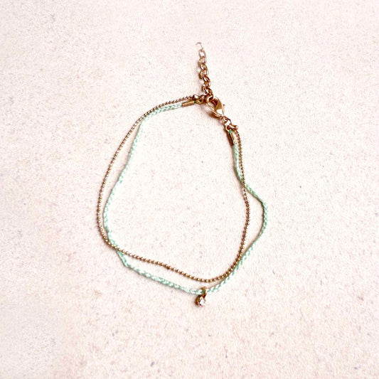Pulsera hilito cadena verde menta cristal mini